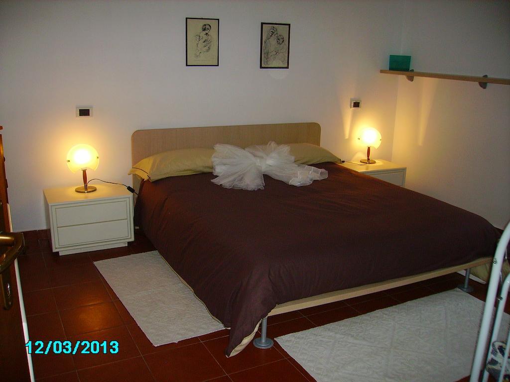 Villa C&C Lierna Habitación foto